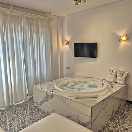 Eveline Portosole Hotel Sanremo Exterior foto